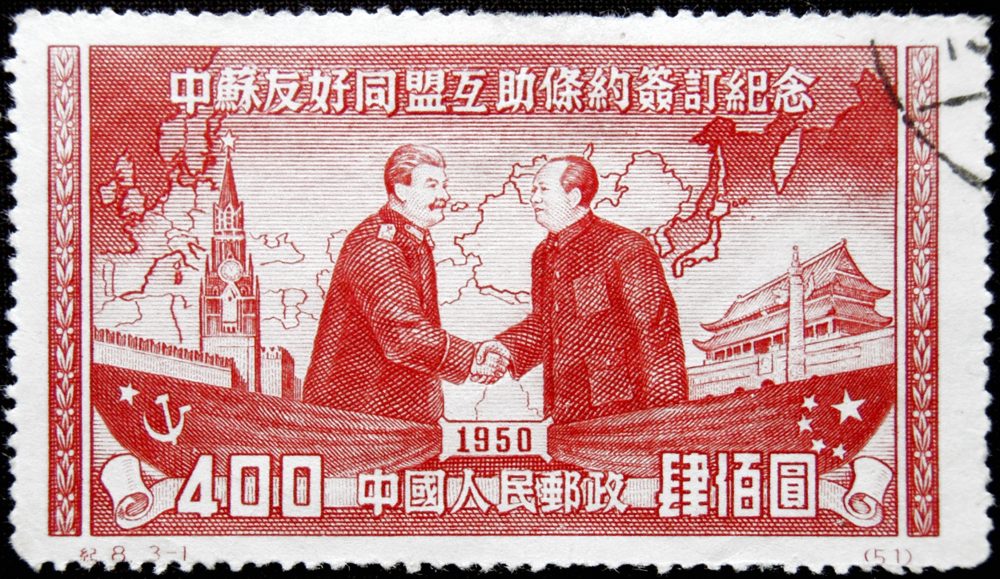 毛泽东从来没有争取去重建一个革命性的国际组织，而是在全球有限的外交范围内，推行他的外交政策。//图片来源：公共领域